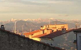 Light Filled Penthouse In Old Antibes. Heart Of The Riviera