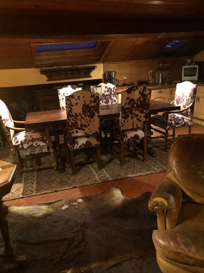 Light Filled Penthouse In Old Antibes. Heart Of The Riviera Appartamento Esterno foto